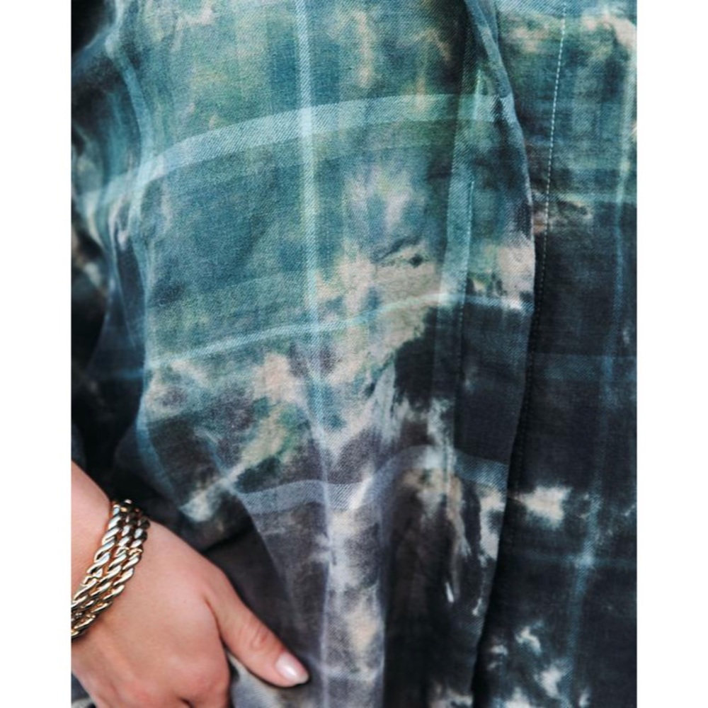 NWT VICI Sea Cliff Cotton Tie Dye Plaid Top Blue Green Size XS - Picture 7 of 14